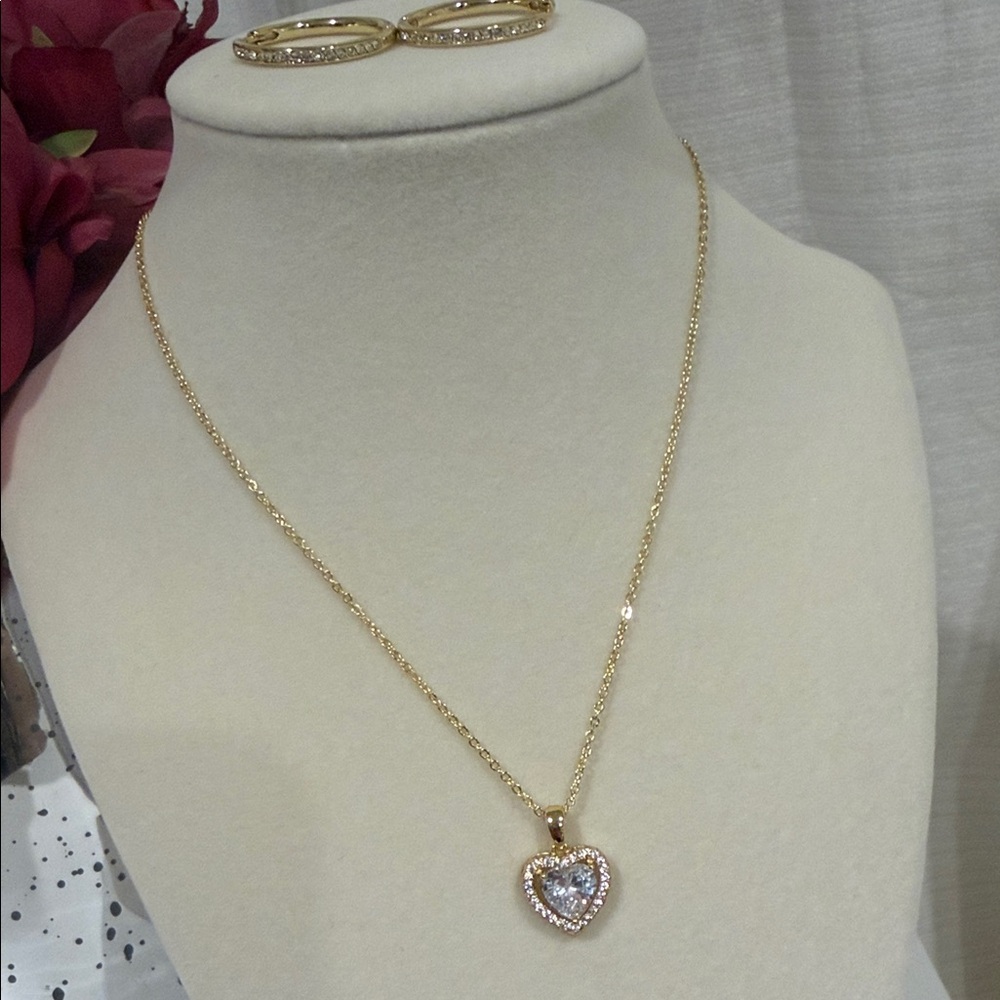 DIAMOND MOISSANITE HEART NECKLACE WITH MATCHING DIAMOND HOOPS
